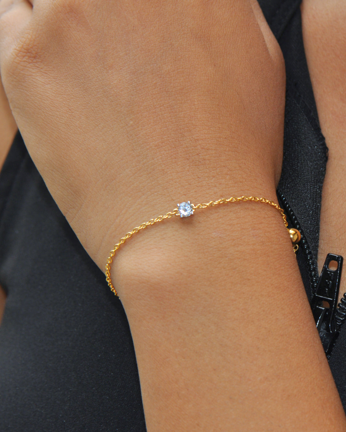 Solitaire 0.20 Carat Diamond Bracelet-Veyaa