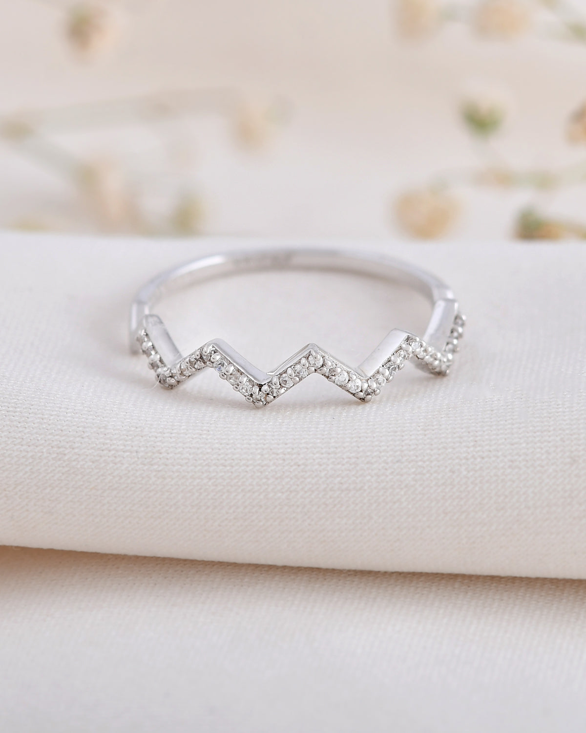 Heartbeat Ring-Veyaa