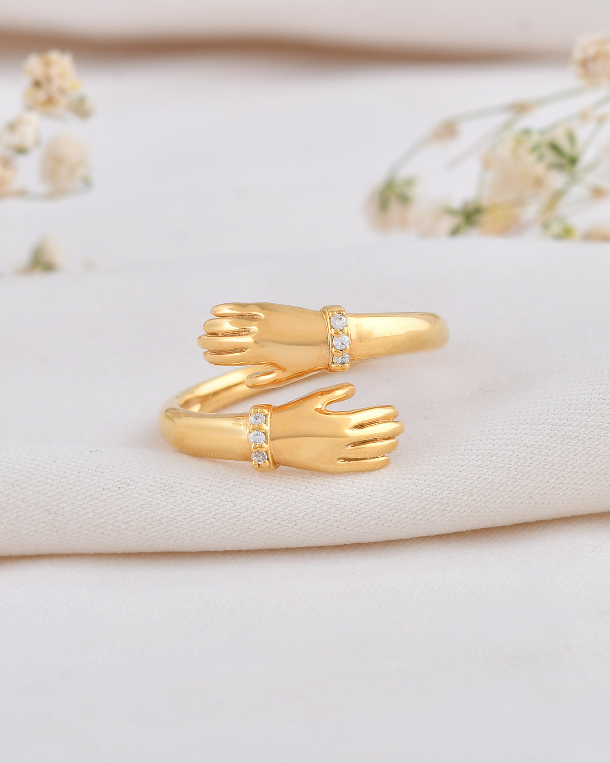 Hug Diamond Ring-Veyaa