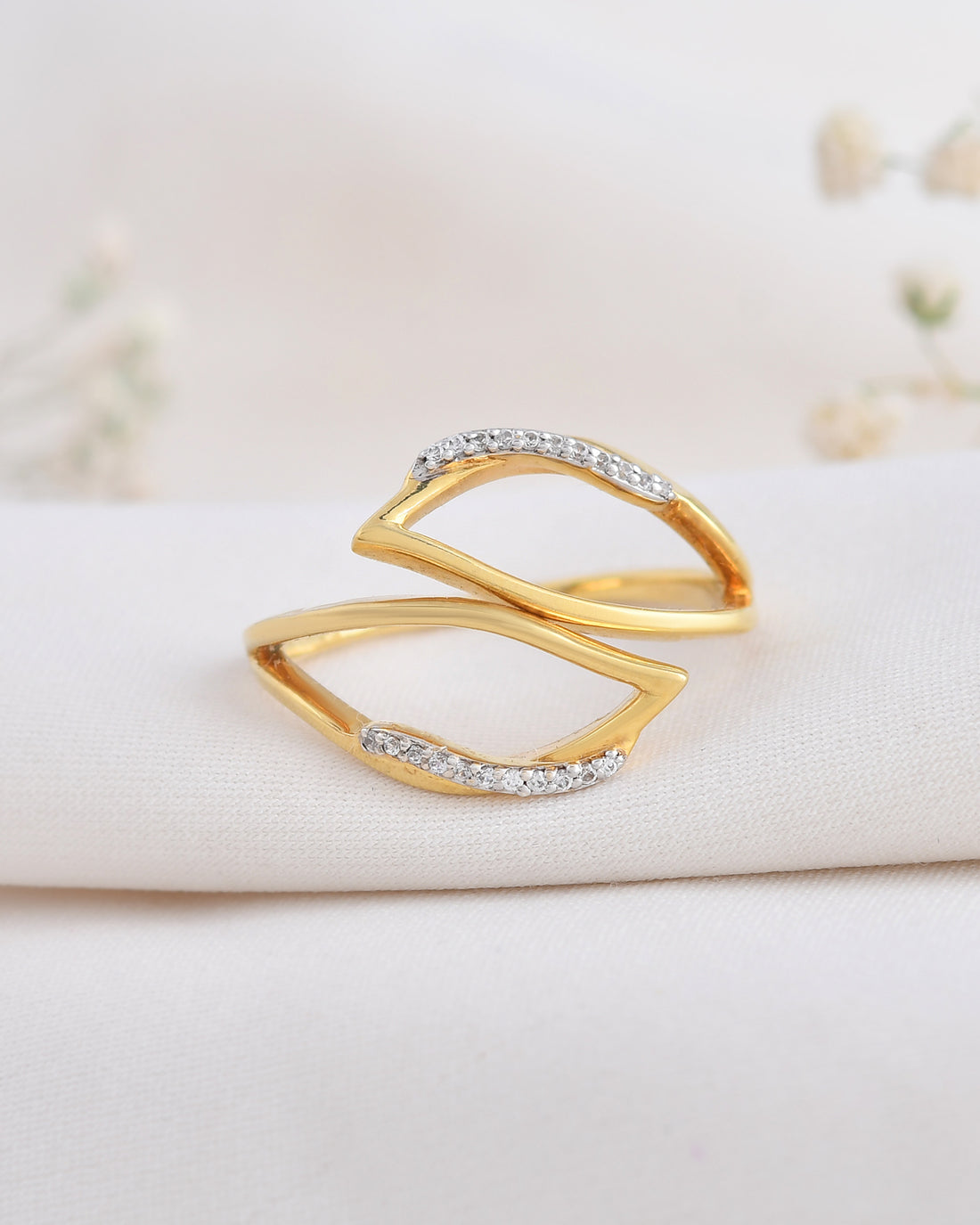 Hazel 0.10 Carat Diamond Ring-Veyaa