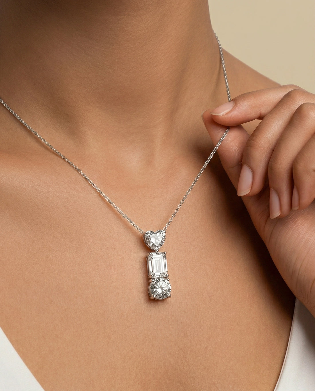 Eternal Heart Solitaire Diamond Necklace (T wt. 3.00 ct)