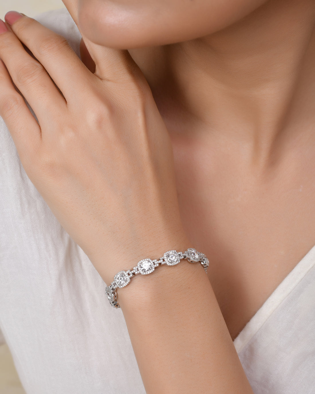 Cushion-Cut Halo Diamond Bracelet