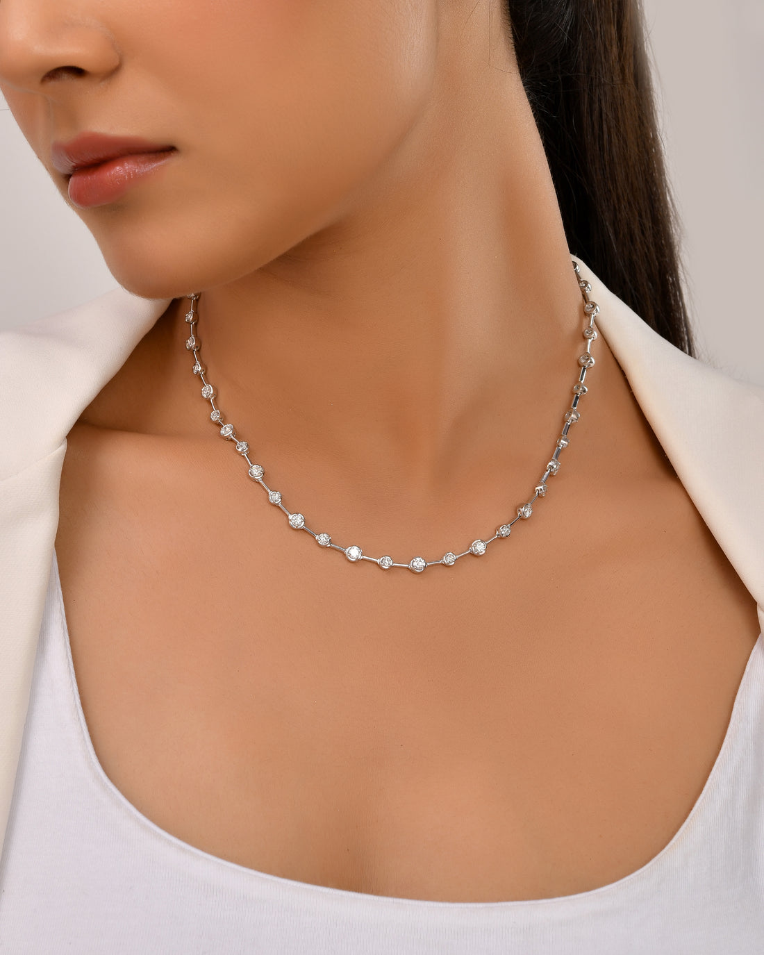 Signature Diamond Line Tennis Necklace (T.wt 3.95 ct)