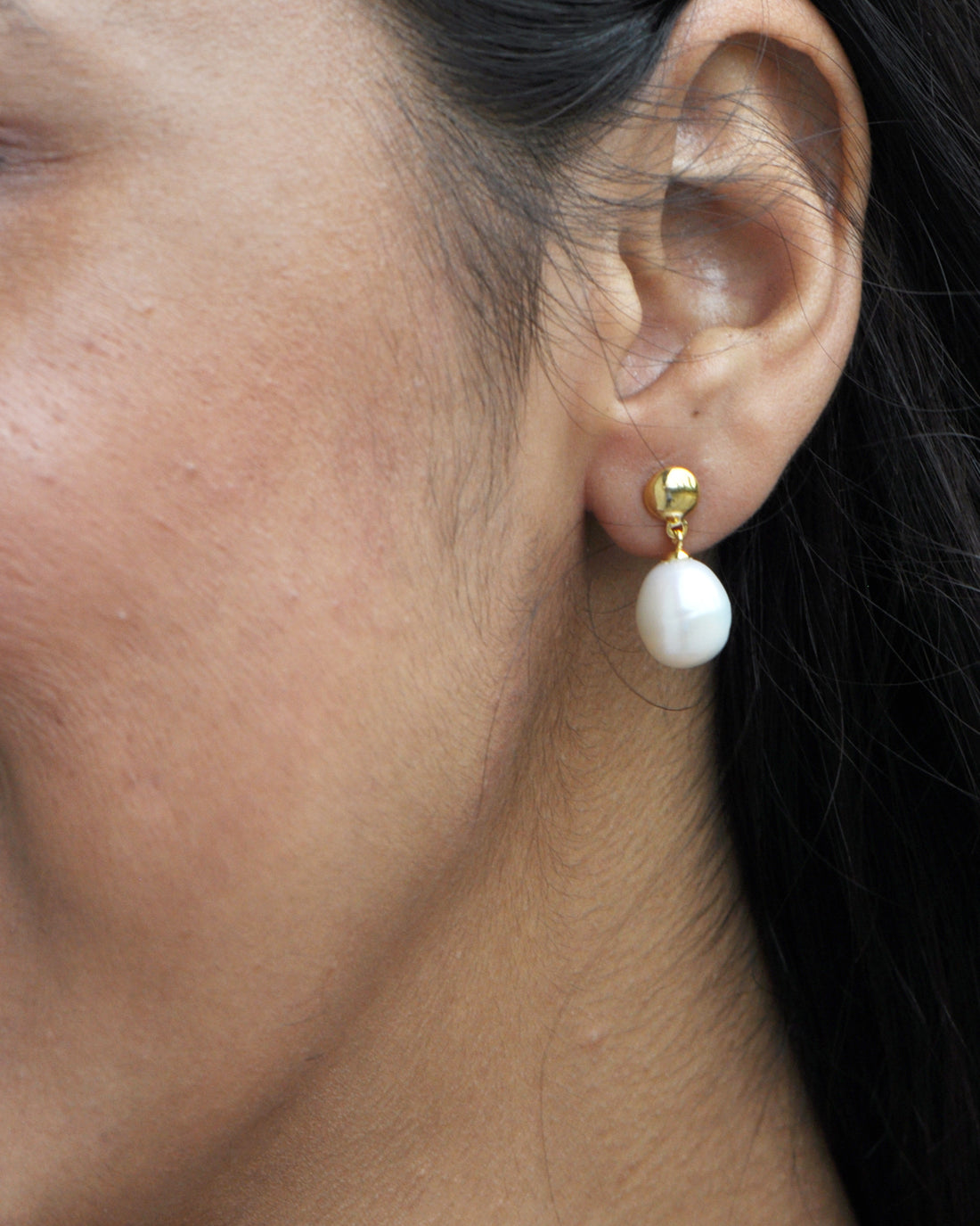 Pearl Drop Earring