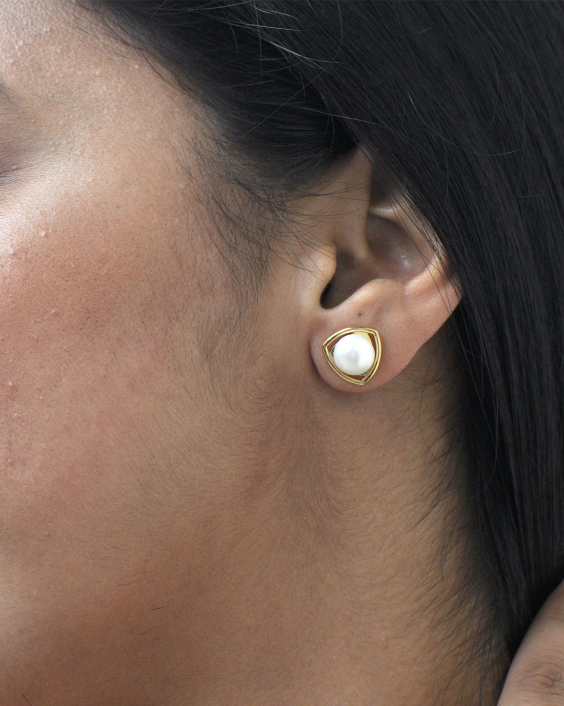 Tri Pearl Earring