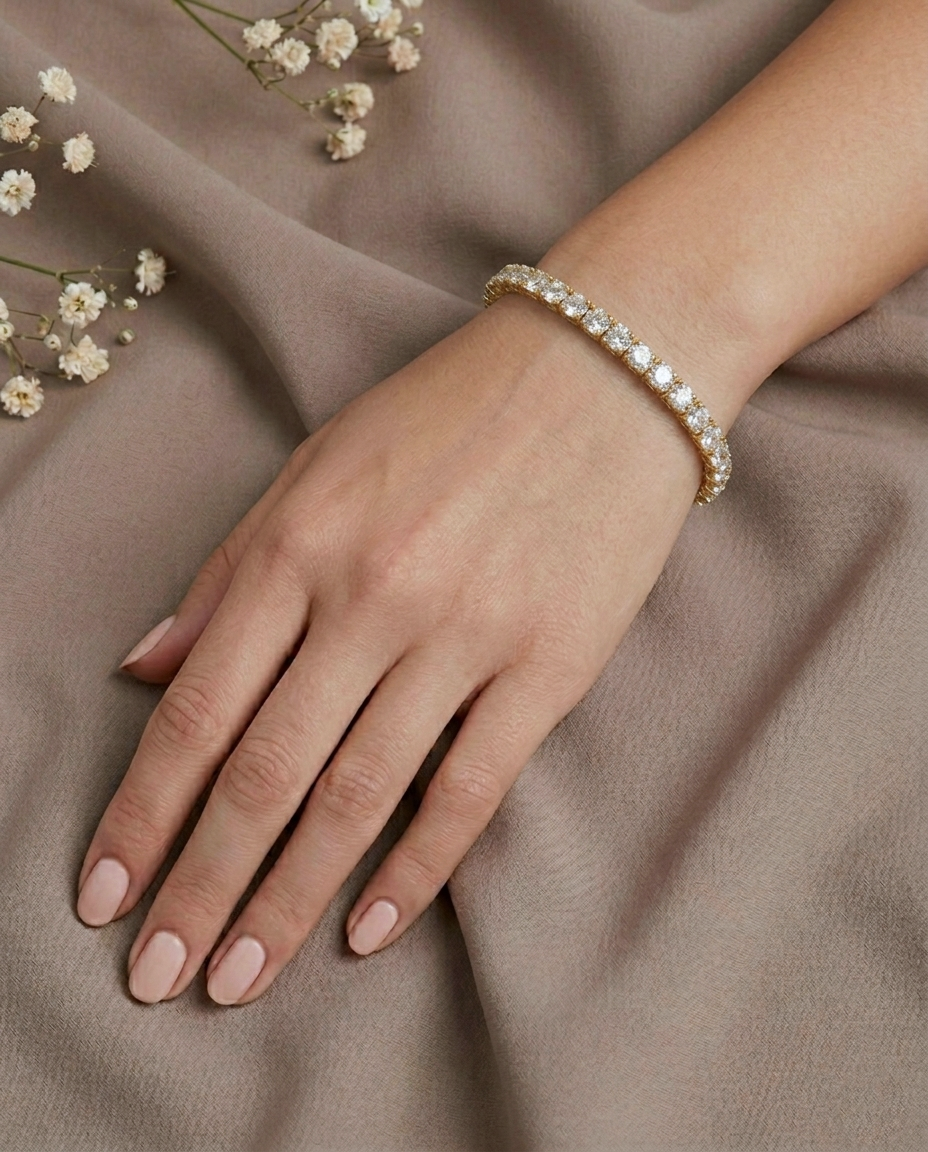 Signature Classic Tennis Bracelet  (T wt. 5.49ct)