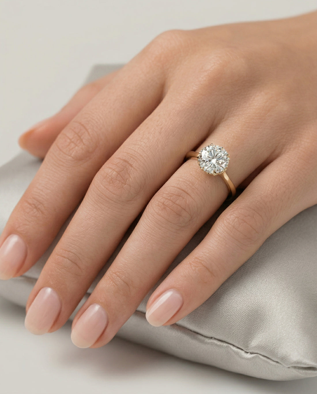 Tulip Prong Solitaire Ring  (T wt. 2.50 ct)