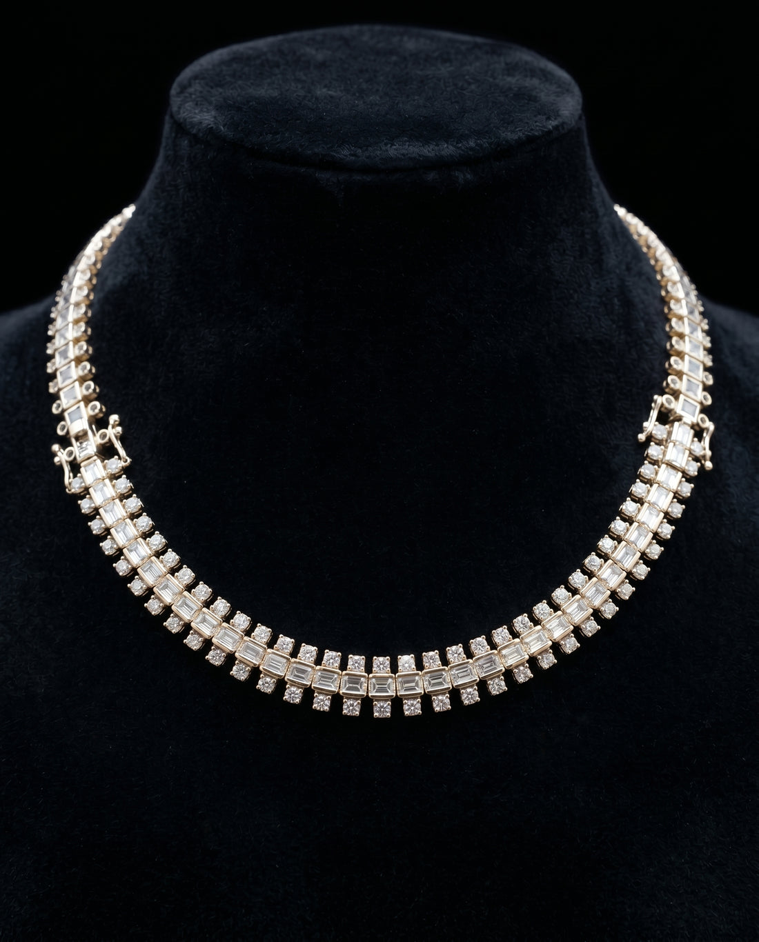 VEYAA Luxe Convertible Diamond Necklace (T.wt 17.61 ct)