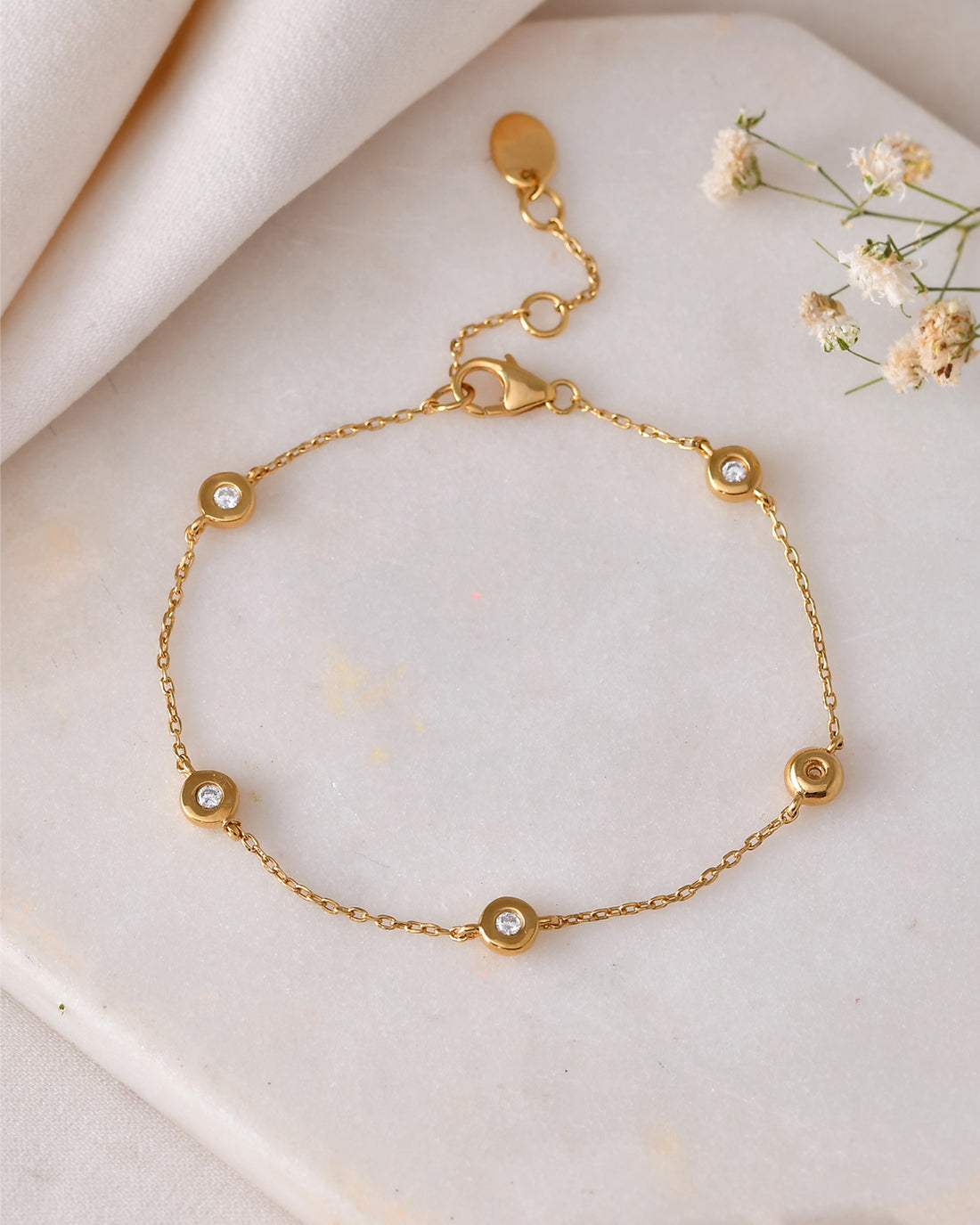 Drift 0.16 Carat Diamond Bracelet-Veyaa