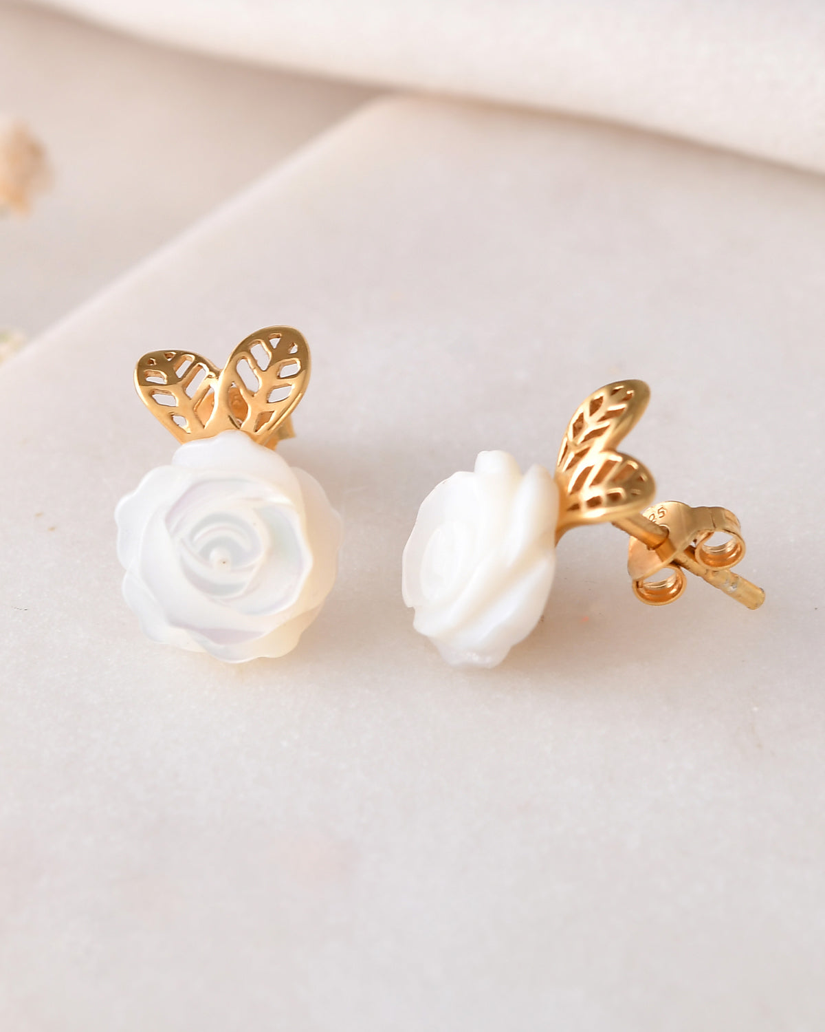 Flower Stud Earrings-Veyaa
