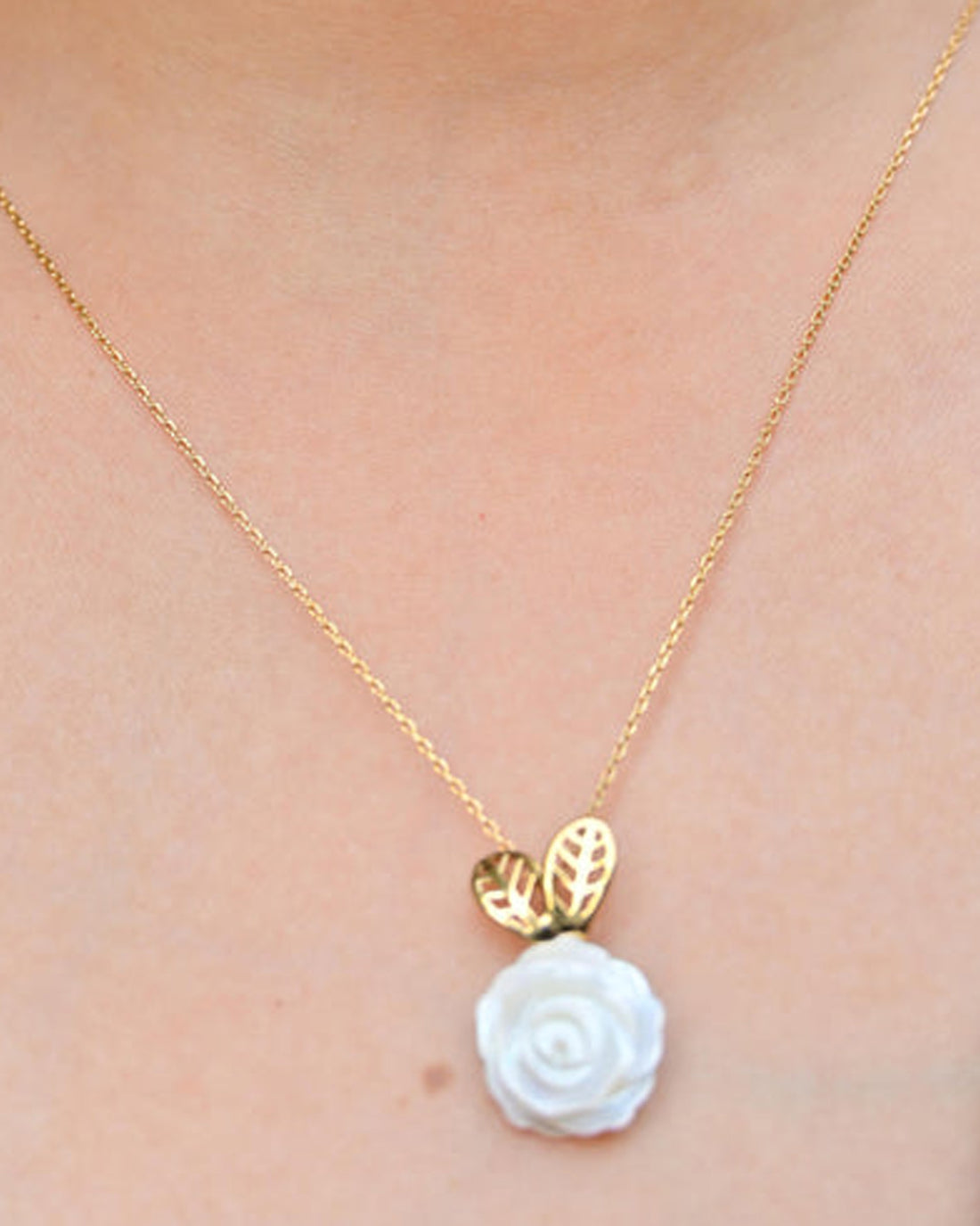 Rosea Necklace-Veyaa