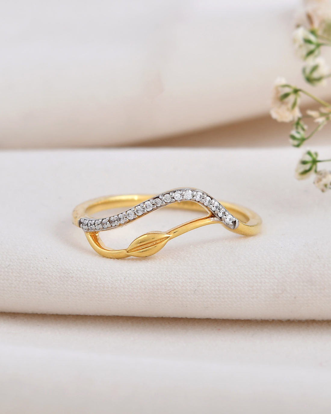 Aurie Ring-Veyaa