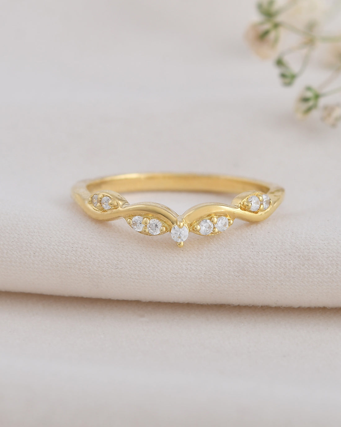 Mira 0.13 Carat Diamond Ring-Veyaa