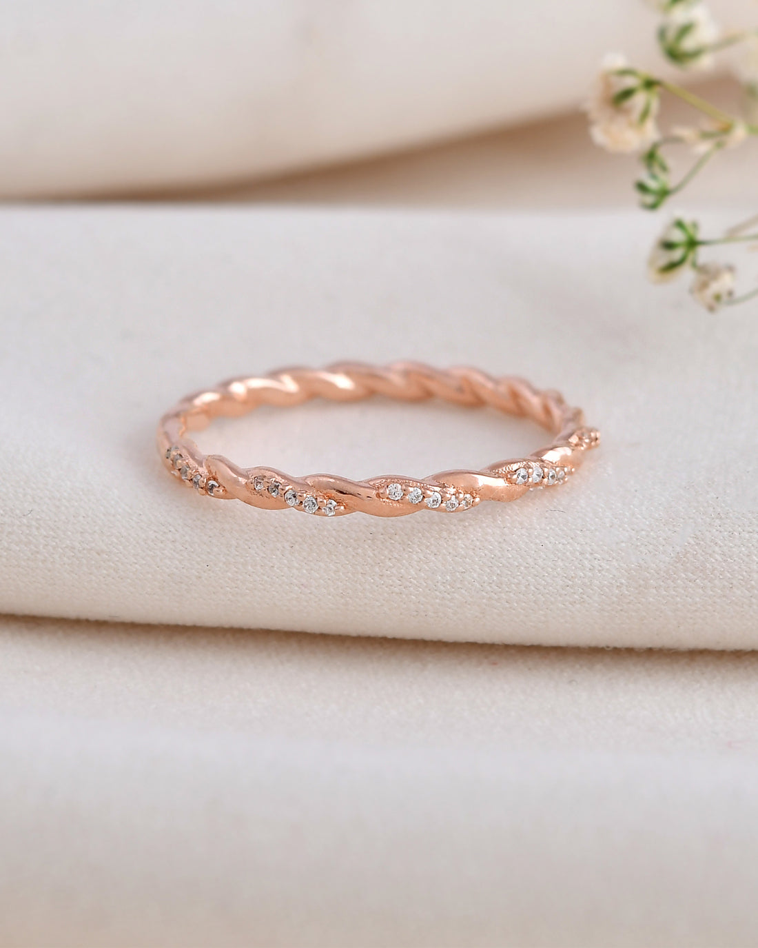 Elara Ring-Veyaa