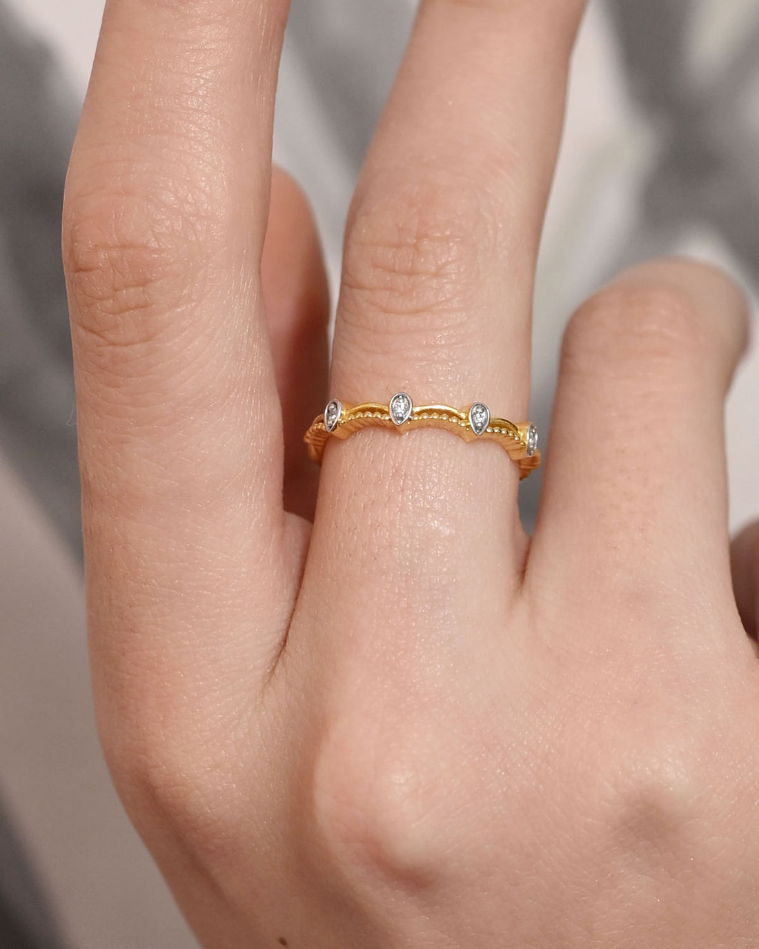 Pulse Ring-Veyaa