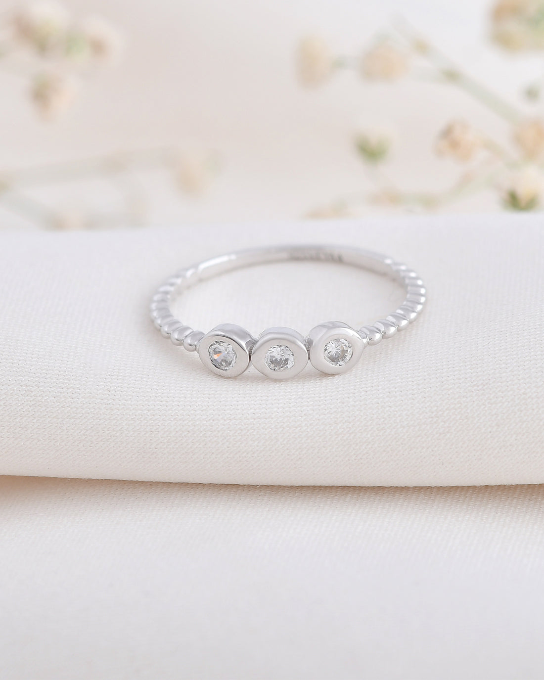 Elyssian 0.19 Carat Diamond Ring-Veyaa