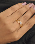 Bloom 0.28 Carat Diamond Ring-Veyaa