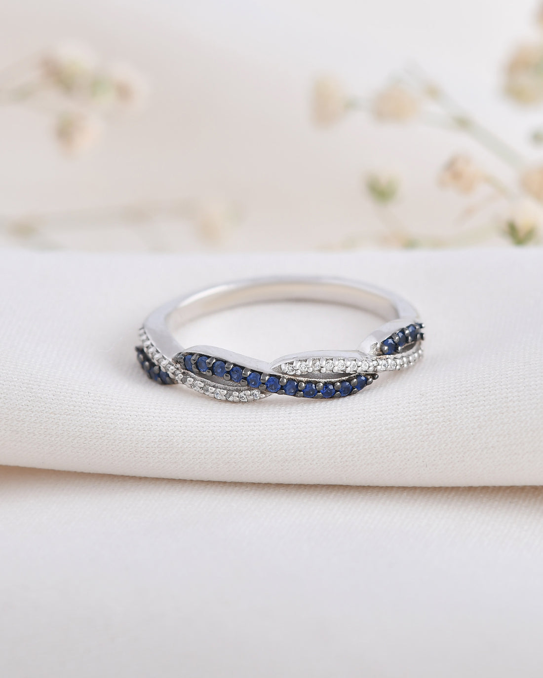 Soulmate Natural Sapphire Ring-Veyaa