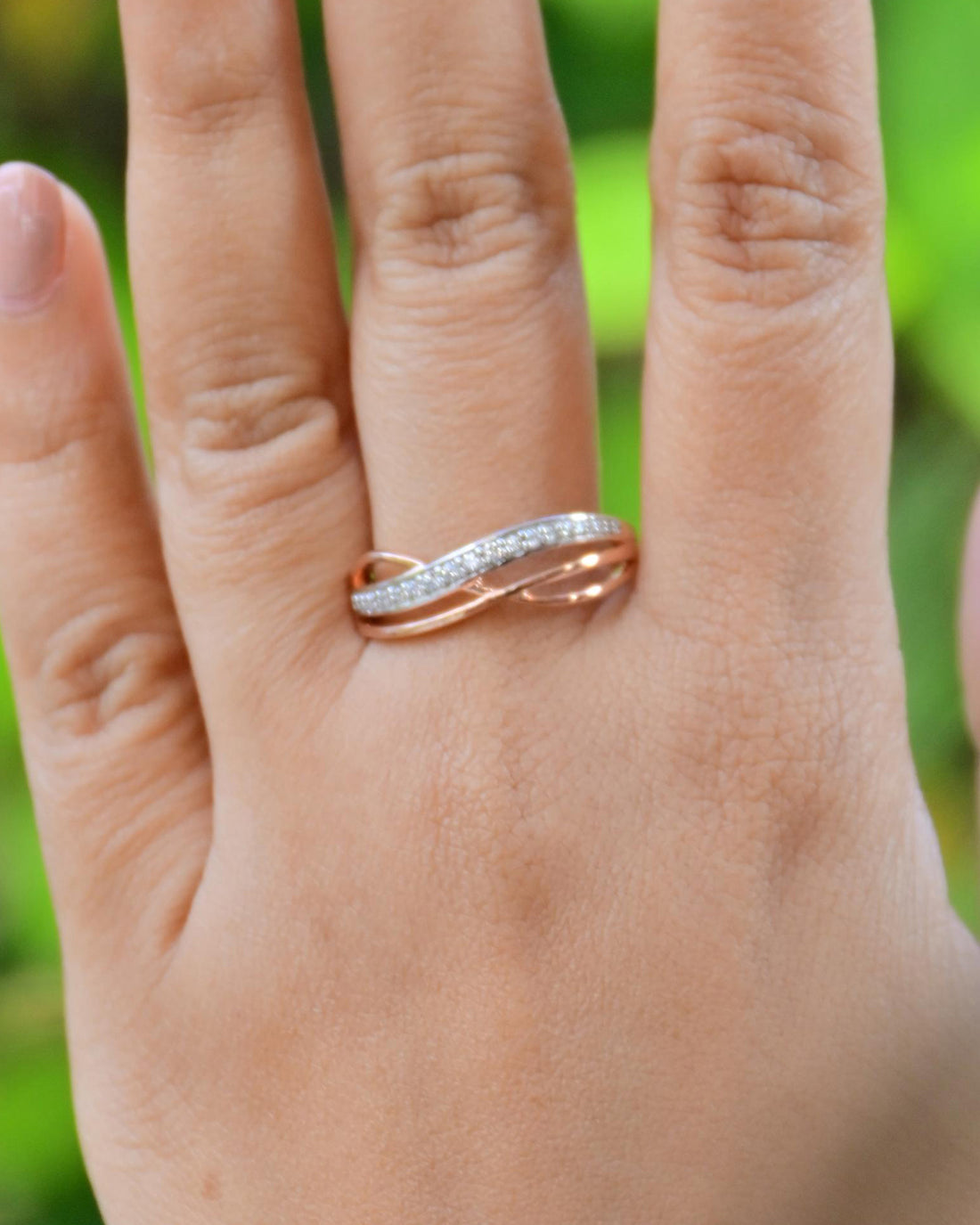 Soleil 0.17 Carat Diamond Ring-Veyaa