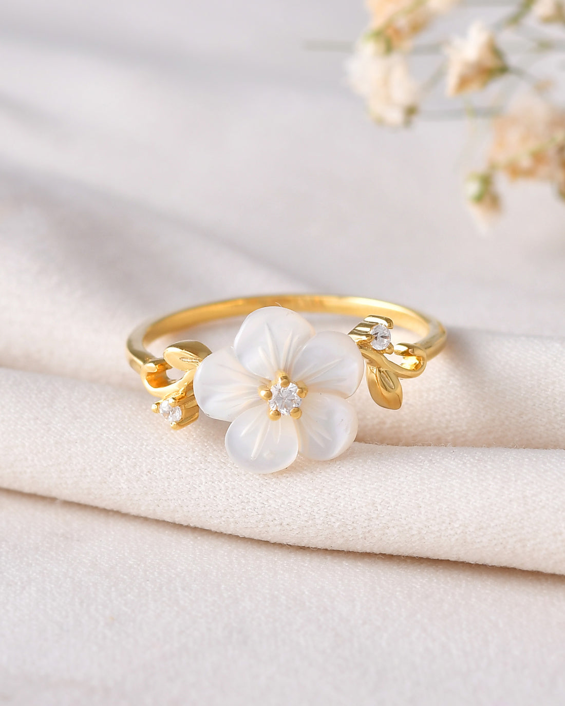 Flora Ring-Veyaa