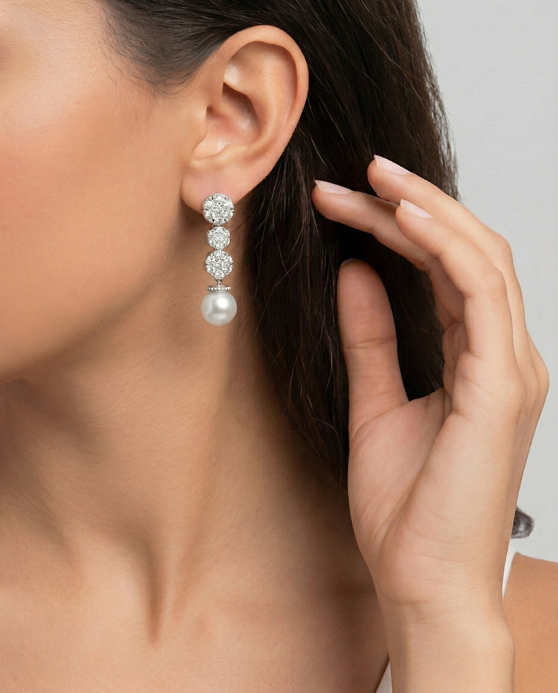 Pearl Drop Earrings  (T.wt 11.70 ct)